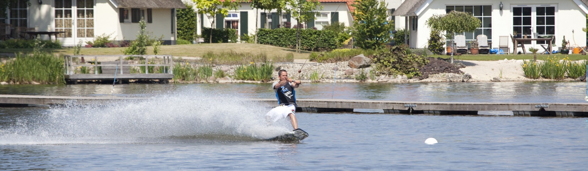 WATERSKIBAAN_SEVENTWENTY_BUNGALOWS_FRANCOIS.jpg